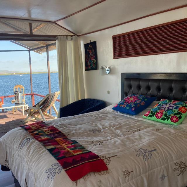 Sol Del Titicaca Lodge Урос Номер фото